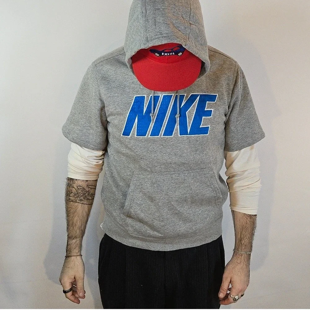 Nike‎ Men M Short Sleeve Hoodie Gray Blue Logo Pullover Malaysia Kangaroo Pocket